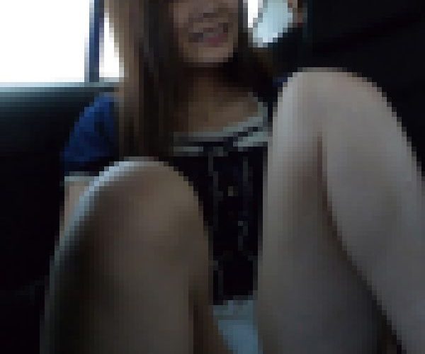 【素人投稿動画】本編目線無し。千●在住のエロOLをゲット！見せたがりの露出女です！file01 純白下着もまぶしい車内プチ露出