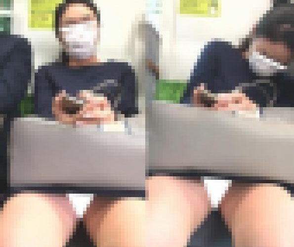 (電車対面）(顔出）上のお口はマスクでガード…でも…下のお口はくぱぁ～かぱぁ～っとひらいちゃう…破廉恥奥さまを観察してみました!