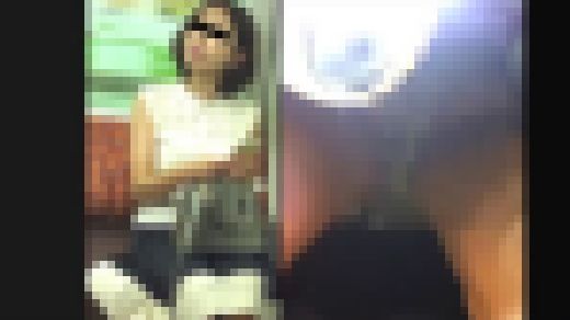 【顔出し】都会の美女のパンティ109