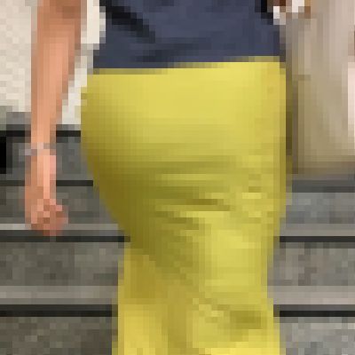 【黄金の熟女エロ尻！】黄金スカートの淫乱セレブマダム美女のお尻！使い込んだムッチリしたお尻が男のチ〇ポを興奮！【640】