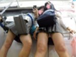 【FHD 顔モザなし】奇跡のパフォーマンス！カメラに向かって脚を上げる２人組JK　～生P同時パンチラ～