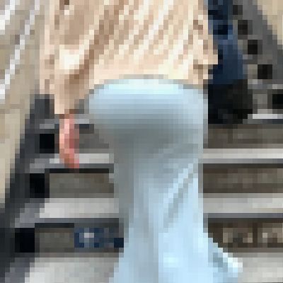 【清楚な可愛いOL】清楚でエロいフェロモンが漂う淫乱セレブ感の女が会社まで闊歩する。どエロいお尻は隠せない変態OL【662】