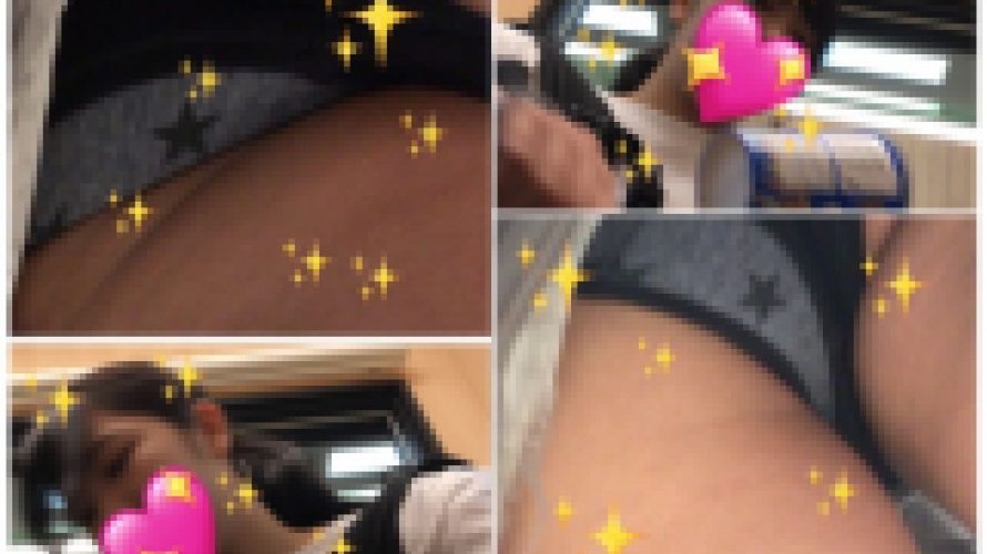 Tシャツミニスカ女子の重ねからはみ出すグレー生Pを接写で！ JK21-4K