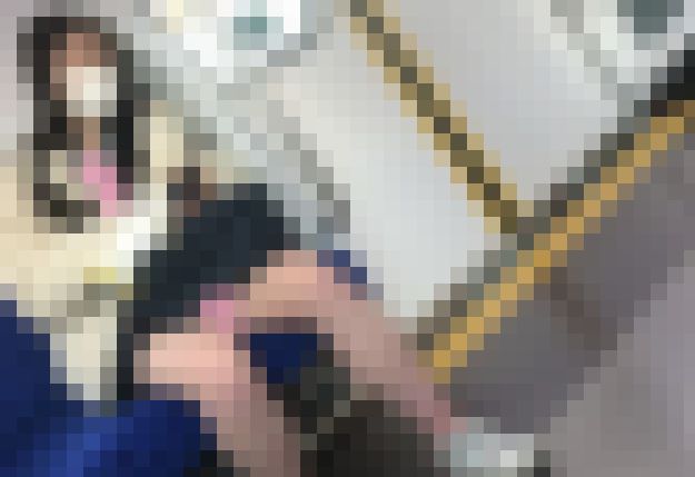 色白めちゃかわぁいい女良電車内至近距離視姦＾＾