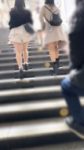 素人 061 ショートパンツ女子大生　ローアングルからの観察