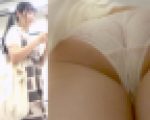 [★新作][★顔出し]パンチラ盗撮 ツインテール女子 ピンクのチェック柄パンツを接近撮影