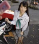 【セーラー服リモバイ】将来の夢はピアニストな華奢ガリ貧乳ロ●ィタびしょうじょに、道路でリモバイ装着させたらガクガク崩れ落ちて腰砕