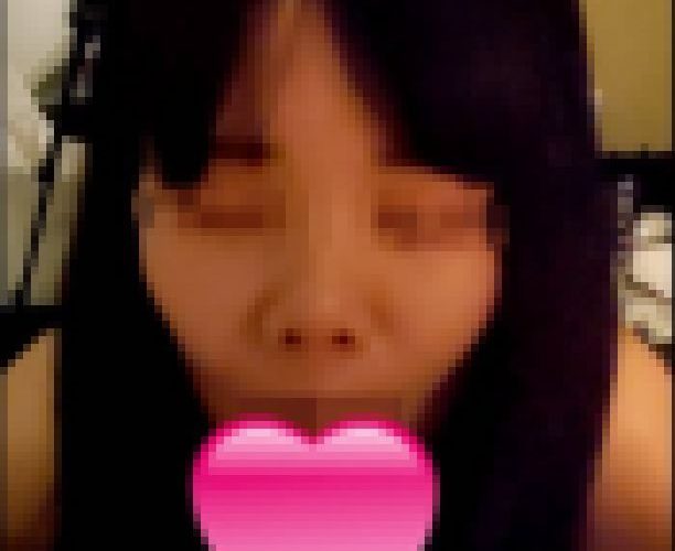 18歳Gカップ女子の極上オイルローションパイズリからの濃厚フェラチオごっくん口内射精?