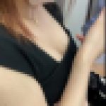 メンエス嬢の胸チラ　巨乳の谷間　