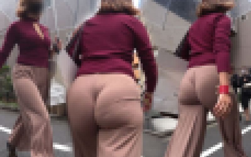 【超高画質】ぶるるっん♪…強烈フレアパンツの爆尻！！若い女躰に実ったデカ尻をブルンブルン蠢かし♂の股間を狙い撃ち！！