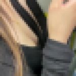 Hカップ爆乳デリヘル嬢の胸チラ