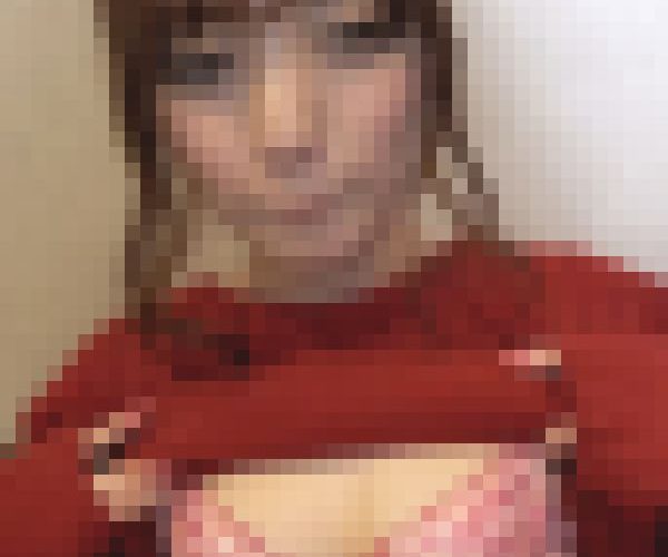 合コンで一番エロい美少女を友達から引き離してハメ撮り 卑猥すぎるすぎる大きなピンク乳 遠慮せずにおまんこに中出し＋夜中に顔射炸裂
