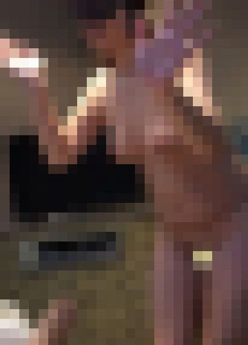 博多弁が似合う涎ダラダラフェラをする29歳デカパイ人妻