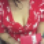 軟乳巨乳女子大生の胸チラ谷間！！