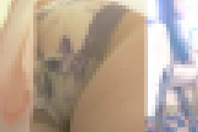 [★顔出し]パンチラ盗撮 OLさん 花柄パンツに超接近