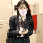 大人気ねんいち38の子のエレベーター盗撮2日分とねんいち37の子のトイレ着替え盗撮