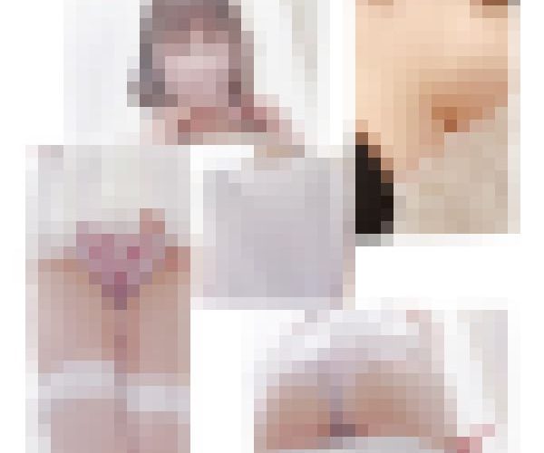 清楚なエロいメイドちゃんノーブラ乳首浮き立つワンピースに生着替え