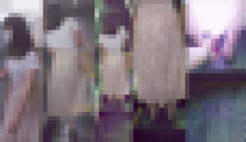 逆さの決定的瞬間！（7)　旅行中のお姉さん