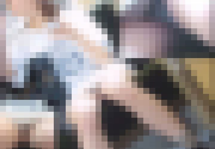 【再販】電車内ミニすぎてP丸見えな美少女の対面モロ見えパンチラ