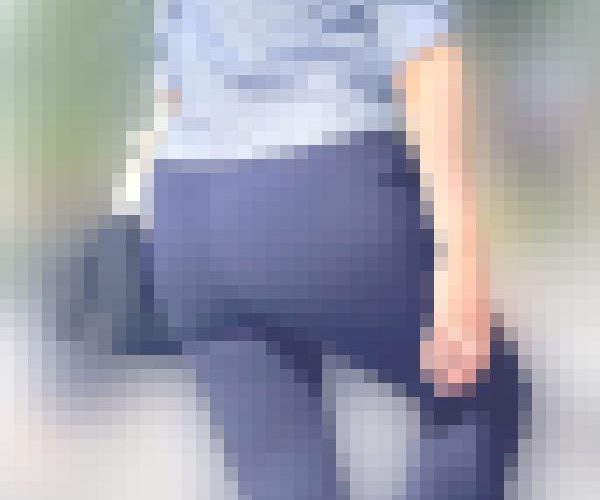 清楚な人妻OLのパッツン巨尻！熟した自慢のデカい柔尻をムニュらせて男共をたぶらかす！ 下品なスラックス OL編