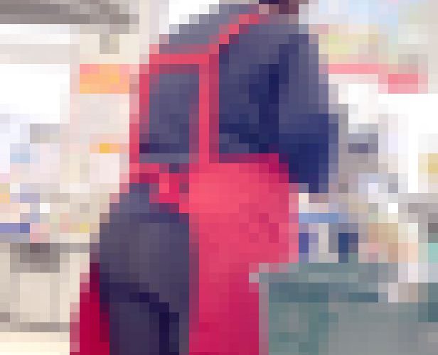 【スーパー店員のメガトン尻】これぞデカ尻！黒スキニーのメス豚ケツに勃起がおさまらないw　その7【4K】