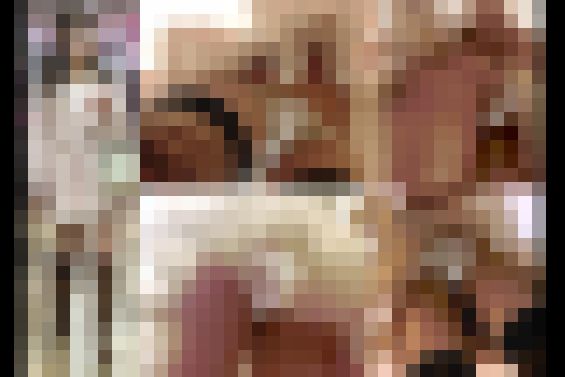 【再販】指を突っ込みPポジを直す決定的瞬間！めくりもばっちり成功した店内パンチラ盗撮No,220