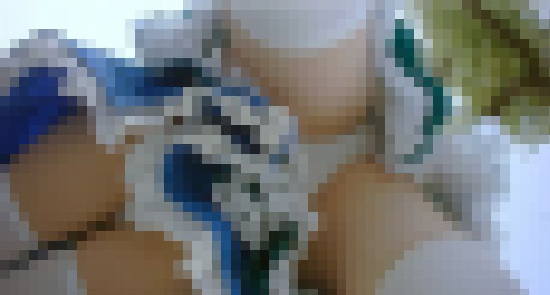 【再販】2人組レイヤーさん達をローアングルからWパンチラやパンモロの記録