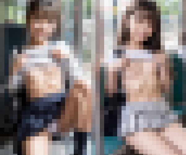 笑顔でたくし上げてくれるちっぱいな美女達