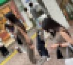 セレブな巨乳人妻のたわわな胸元(/ω＼)