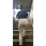 《尻神》挑発的な桃尻ヒップからドスケベな透けスケレース柄Tバックをご披露!!