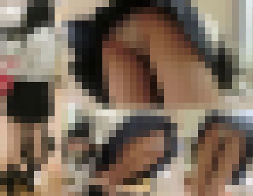 【再販】屈んでお尻が大接近！透け透けのパンツ丸見え！可愛いロリ少女禁断パンチラ