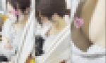 [電車胸チラ]見えた！美人妊婦さんのパンパンに膨らんだおっぱい＆乳首！[逆さパンチラ有]