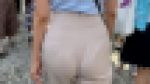 ベージュのパンツを履いたお姉さんのパンティーラインくっきり動画。