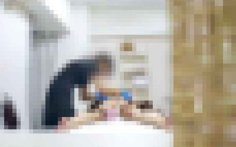 リアル脱毛サロン盗撮映像?。現役大学生さん、足をガッツリと開かれ陰部を露わにして脱毛。