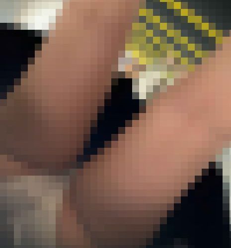 逆さ撮りに神風！JDの純白パンティが丸見え！