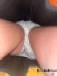 【画像】サテン白パンツDカップ細身ミニスカパイパン20代お姉さんAちゃんを逆さしたり脱がせたり【SGC003_逆さ撮り編】
