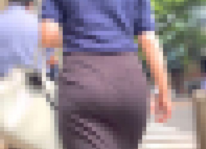 都会の女のエロ巨尻を堪能！人気のロングスカート＋ワンピースで自慢のスケベ尻をムニュらせ♂を挑発！ 下品な都会のお姉さんたち編