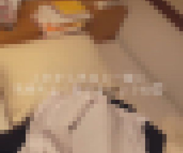 先生のお部屋でスーツのまま手コキ?足コキしちゃいます?