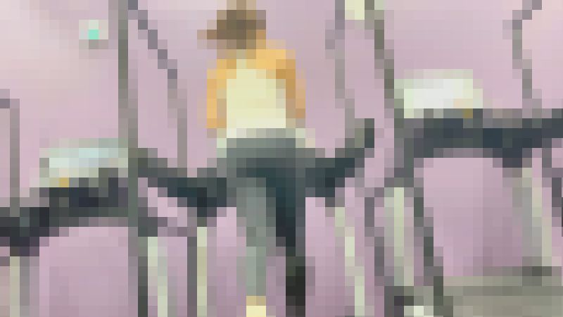 ムチムチセレブのパーフェクトエロ巨尻！希少なパッツンレギンスと美尻を見せつけパンティラインで庶民をKO! 下品な『走る女』編