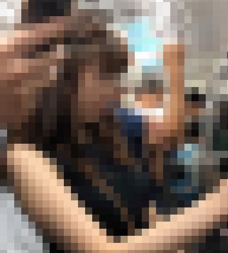 【すぐそこの眺め131】ブラ紐をチラつかせるエロエロボディを至近距離で！