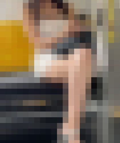 【再販】エロフェロモン発動！脚を組む超絶S級美女お姉さんの生脚に刮目せよ