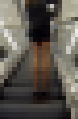 美脚すぎるタイトスーツ極上OLをいろんな角度から眺める