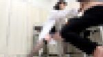 女医さんが乳首＆パンツを食い込ませM字開脚を見せつけ！【パンチラ/美乳】