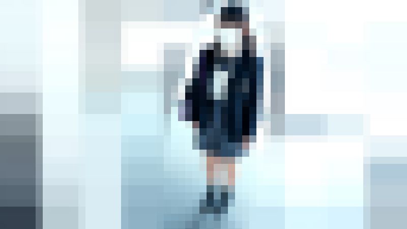 可愛いツインテールJKをエレベーター盗撮でパンツを覗く！