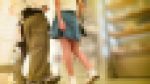 デニムミニスカ女子の細い脚を眺める動画