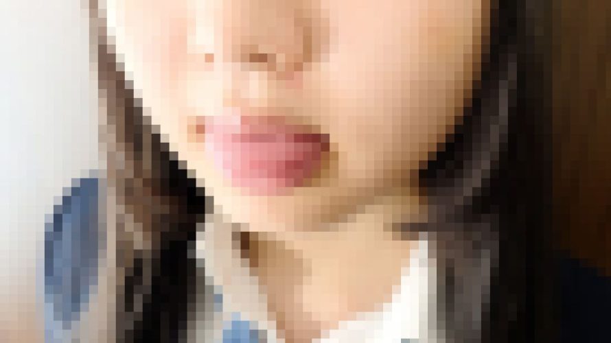 坂系前髪小柄スレンダー青チェ少女捕獲後の口淫で大量発射。