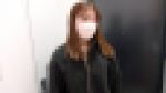 女性配達員②不備に付け込み2人掛かりでオッパイ揉みしだき。