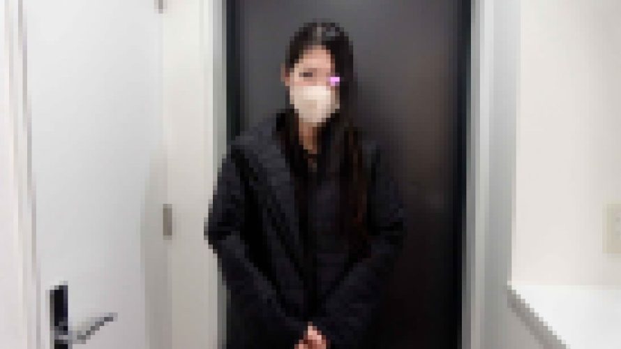人妻の赤色Tバック買い取り！美乳＆モチ尻にパンツ食い込み撮影回