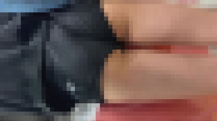 【再販】おすすめだよ！ホットパンツからお尻がはみ出ているギャルの動画？(/ω＼)