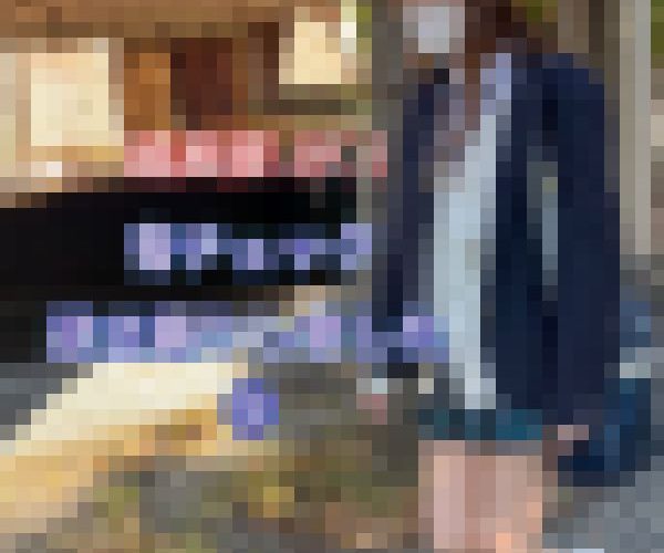 超美脚JK！青チェック逆さ撮りしました⑫